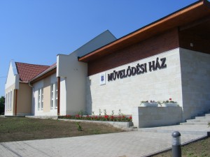 bhalom_2013_08_20_iksztatadas
