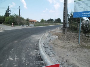 zemplenagard_2013_08_aszfaltozas (2)
