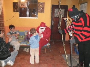 2013_12_06_zemplenagard_mikulas (15)