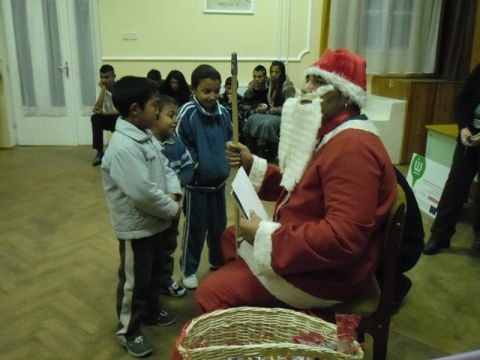 2013.12.07. mikulasi_unnepseg_Dámóc4
