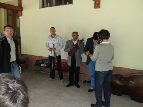 2013pácin (13)_Táncház az óvodában5