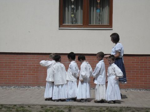 Pácin2013.05_Anyák napja2