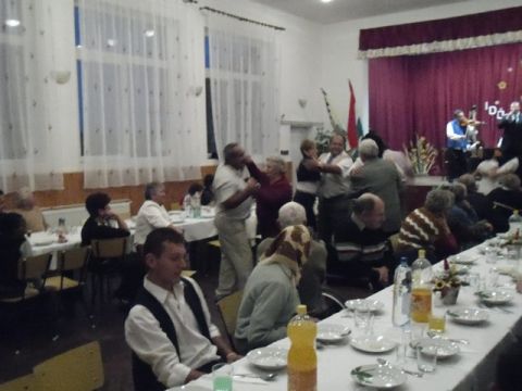 Semjén öregek napja_h06