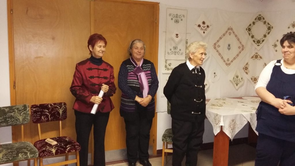 Népi Iparművészet remekei bemutató és kiállítás megnyitó Nagyrozvágyon