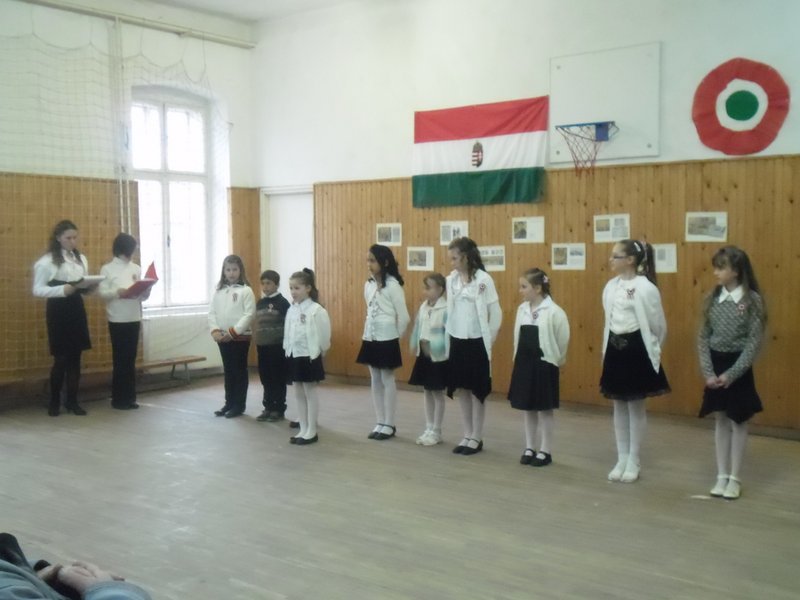 Méltóképp emlékeztek meg a márciusi hősökről Zemplénagárdon