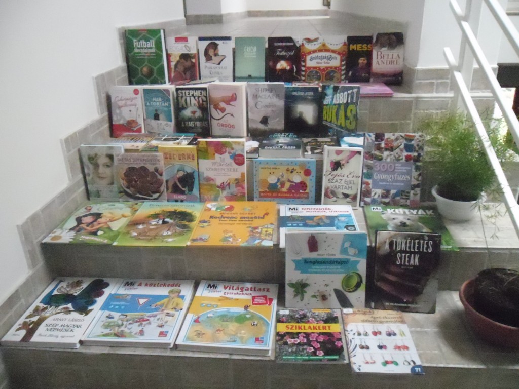 Új könyvekkel gazdagodott Pácin Községi Könyvtára
