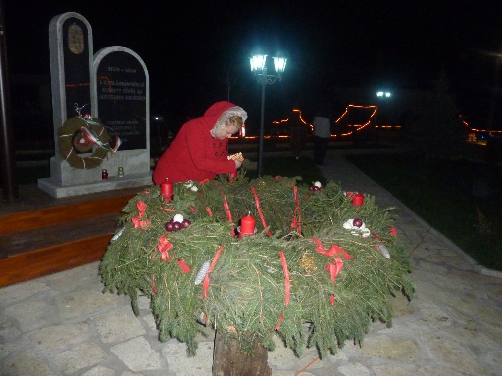 Adventi gyertyagyújtás Nagyrozvágyon