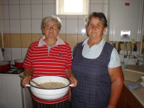 bhalom_2013_07_12_idosek_klubja (8)