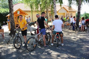 cigand_2013_08_05_kerekpar barat onkormanyzat (9)