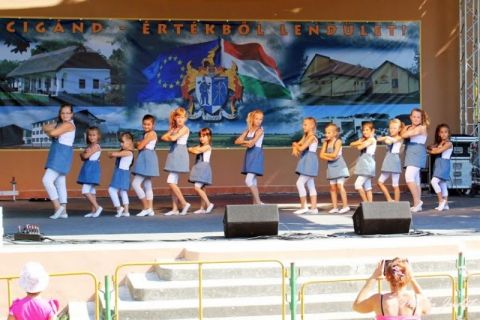 cigand_2013_08_21_allamalapítas unnepe (107)