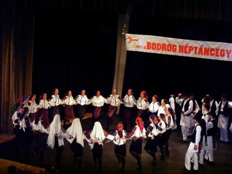Bodrog Néptáncegyüttes
