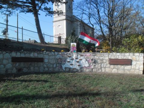 2013. október 23._kisrozvagy_október 23-i ünnepség 1