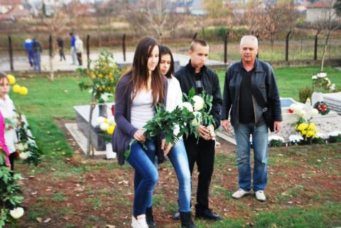 2013_10_29_cigánd_mindenszentek (33)