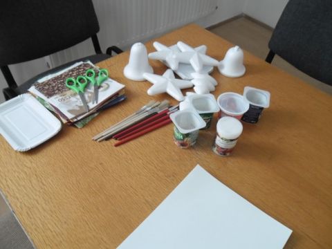 2013_Mikulásváró_kézműves_foglalkozás (9)