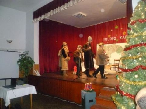 2013.12.22.Első karácsonyi műsor Semjénben (201)