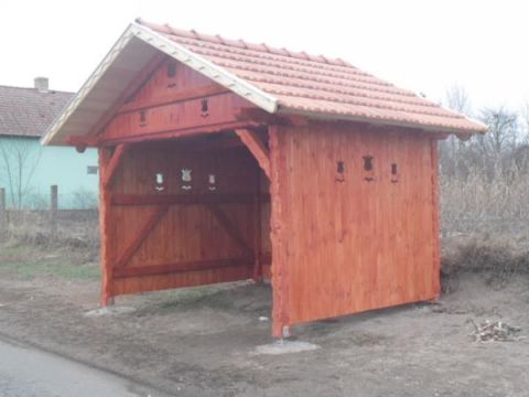 2013_12_12_kisrozvagy_uj buszmegallo (1)