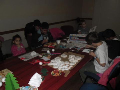 2013_12_17_kisrozvagy_adventi jatszohaz (6)