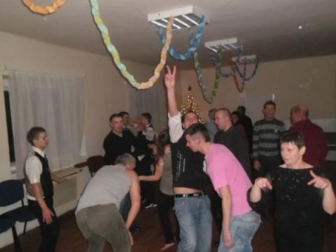 2013_12_21_kisrozvagy_jótékonysági batyus bál (32)
