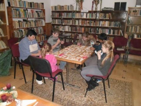 2013_12_Karos_Karácsonyváró_kézm_fog (1)