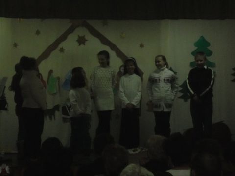 adventi_hangverseny_révleányvár_2013.12 (17)