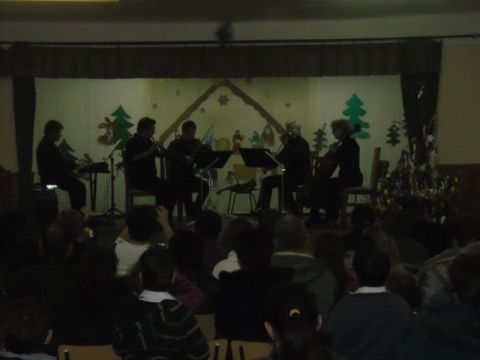 adventi_hangverseny_révleányvár_2013.12 (6)