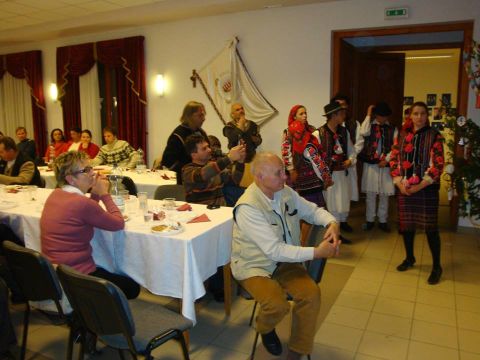 csangok_2013_dec_faluhaz (15)
