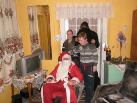 házhoz_járt_ a_mikulás_révleányvár_2013_12_06 (15)