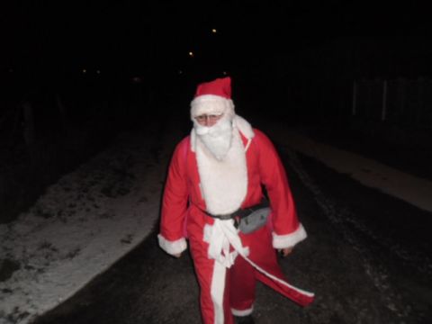 házhoz_járt_ a_mikulás_révleányvár_2013_12_06 (6)