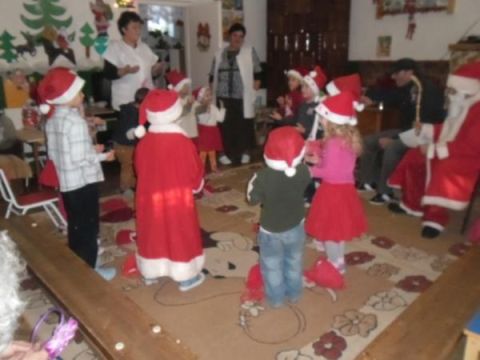mikulás_képek_révleányvár_2013.12 (25)