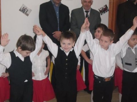 t.karad_2013.12.20._megnyito biztoskezdethaz (2)