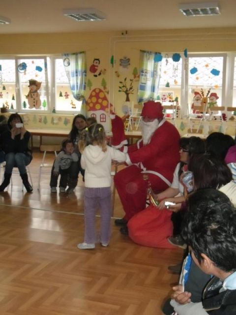 tiszacsermely_13_12_04_mikulas (10)