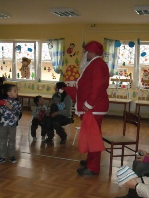 tiszacsermely_13_12_04_mikulas (12)
