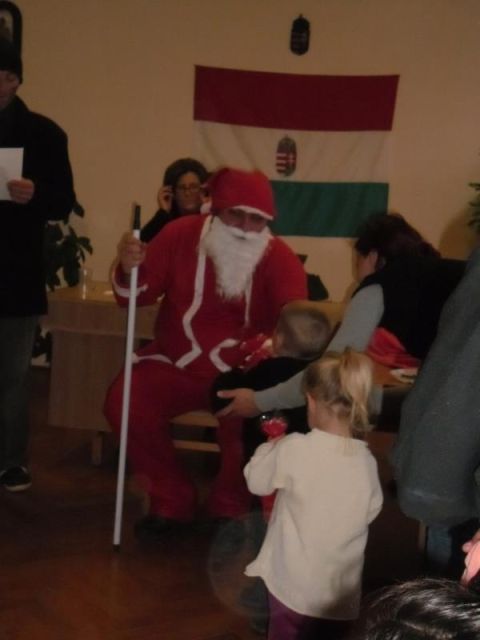 tiszacsermely_13_12_04_mikulas (23)