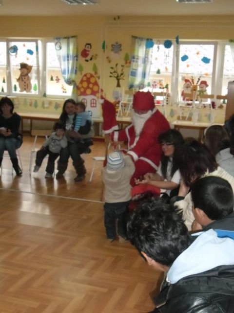 tiszacsermely_13_12_04_mikulas (9)