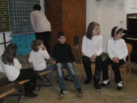 zongora_karácsony_révleányvár_2013.12 (2)