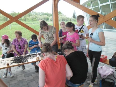 2013.05 (10)_Kézműves foglalkozás2