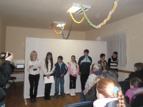 2013_12_21_ karácsonyi ünnepség_Kisrozvágy02