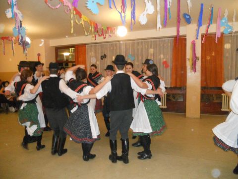 2014_02_08_cigánd_sarkantyús néptáncegyüttes_boly (8)