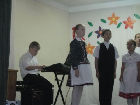 idősek_napja 2013.11.15_R.leány7