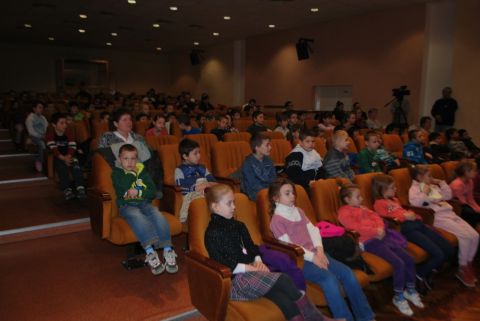 2014_03_14_cigánd_március 15 (9)