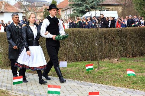 2014_03_15_cigánd_március 15_ünnepség (18)