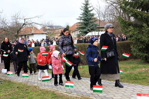 2014_03_15_cigánd_március 15_ünnepség (5)