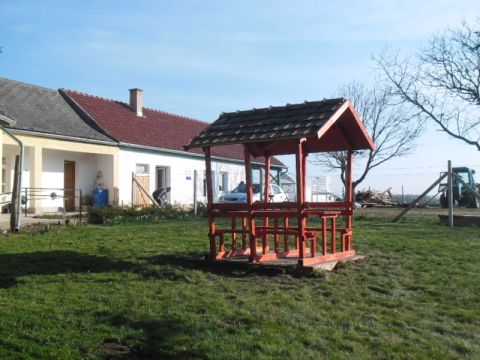 2014_03_26_kisrozvágy épül, szépül_(12)
