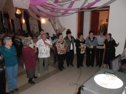2014_idosek_farsangja_pacin (93)
