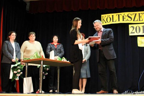 2014_04_11_cigánd_szavaló_verseny_költészet_napja (28)