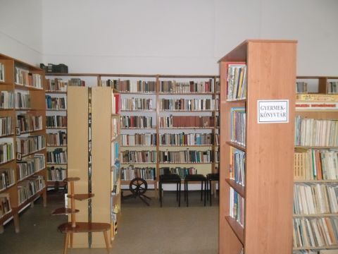 t.karad_nyitva tartas