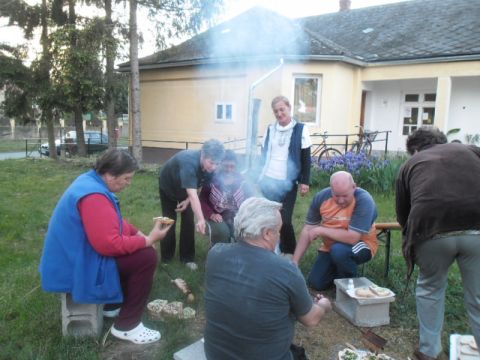 2014_04_30_Májusfaállítás_Kisrozvágy (20)