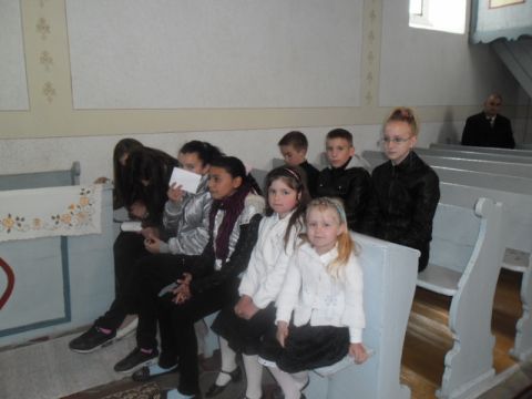 2014_05_04_Anyák napi ünnepély_Kisrozvágy (1)