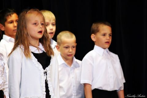 2014_05_cigánd_anyák_napja (4)