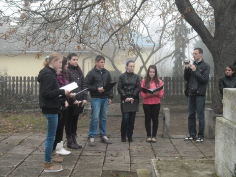 Karcsa_2014_11_11_megeml (7)